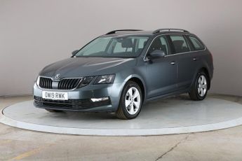 Skoda Octavia 1.6 TDI SE Technology (115 ps) - NAV - BLUETOOTH - PARK SENSORS