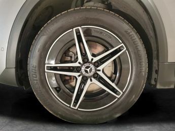 Mercedes-Benz EQA EQA 250 66.5kWh AMG Line (190 ps) - BLIND SPOT ASSIST - LANE DEP
