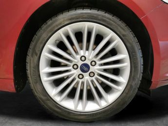 Ford Mondeo 2.0 TiVCT Vignale CVT 6Spd (187 ps) - NAV - HEATED LEATHER - FOR