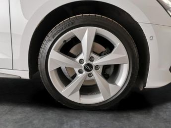 Audi A3 1.4 TFSIe 40 S line Sportback Plug-in S Tronic 13kWh (204 ps) - 