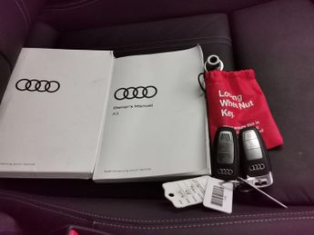 Audi A3 1.4 TFSIe 40 S line Sportback Plug-in S Tronic 13kWh (204 ps) - 