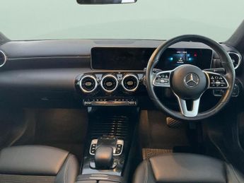 Mercedes-Benz A Class 1.3 A180 Sport (Executive) 7G-DCT (136 ps) - HEATED SEATS - NAV