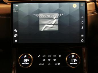 Jaguar F-PACE 2.0 D200 MHEV R-Dynamic S AWD (204 ps) - HEATED STEERING - WIFI