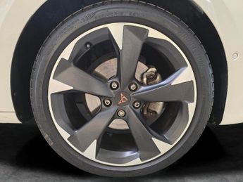 Cupra Leon 1.5 eTSI EVO V1 DSG (150 ps) - AUTO PARK - LED - REVERSE CAM