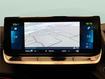 Peugeot E-2008 50kWh GT Premium (136 ps) - REVERSE CAM - ALCANTARA - NAV