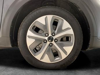 Kia Niro 64kWh 4 (201 bhp) - HEATED STEERING - JBL AUDIO - BLUETOOTH