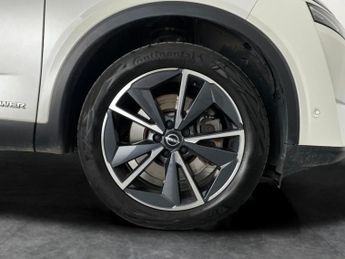 Nissan Qashqai 1.5 h e-POWER Tekna (190 ps) - 360 CAM - AUTO PARK - LED