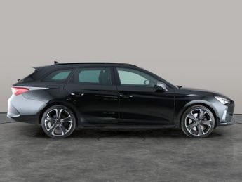Cupra Leon 1.4 eHybrid 12.8kWh First Edition Plug-in DSG (245 ps) - LED - R