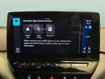 Volkswagen ID.4 Pure 52kWh Life (148 ps) - AUTO PARK - LED - REVERSE CAM