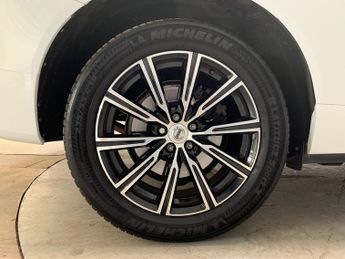 Volvo XC60 2.0 D4 Inscription AWD (190 ps) - LED - HEATED SEATS - LANE DEPA