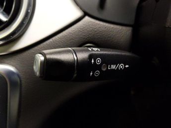 Mercedes-Benz GLA 2.1 GLA220 CDI AMG Line 7G-DCT 4MATIC (170 ps) - CLIMATE CONTROL