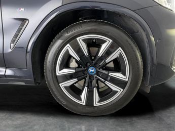 BMW iX3 80kWh M Sport (286 ps) - ACTIVE LANE ASSIST - DRIVING ASSISTANT 