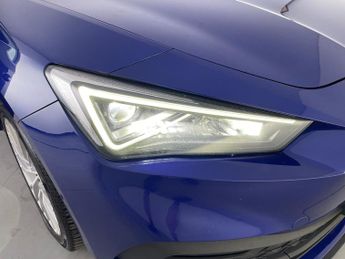 Seat Leon 1.4 eHybrid 12.8kWh XCELLENCE Plug-in DSG (204 ps) - LED - HEATE