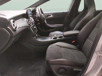 Mercedes-Benz GLA 2.1 GLA220 CDI AMG Line 7G-DCT 4MATIC (170 ps) - CLIMATE CONTROL