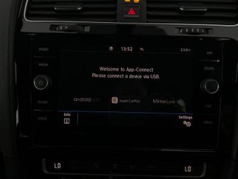 Volkswagen Golf 1.4 TSI 8.7kWh GTE Plug-in DSG (204 ps) - CAR-NET APP-CONNECT