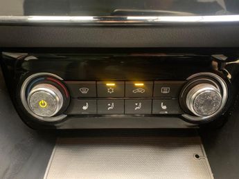 MG MG ZS 44.5kWh Exclusive (143 ps) - HEATED SEATS - NAV - BLIND SPOT ASS