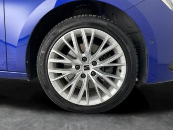 Seat Leon 1.4 eHybrid 12.8kWh XCELLENCE Plug-in DSG (204 ps) - LED - HEATE