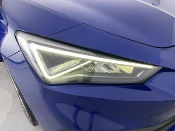 Seat Leon 1.4 eHybrid 12.8kWh XCELLENCE Plug-in DSG (204 ps) - LED - HEATE