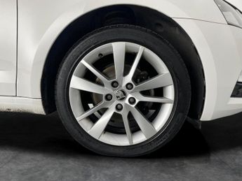 Skoda Octavia 1.5 TSI GPF ACT SE L DSG (150 ps) - WIFI - BLUETOOTH - CRUISE
