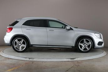 Mercedes-Benz GLA 2.1 GLA220 CDI AMG Line 7G-DCT 4MATIC (170 ps) - CLIMATE CONTROL