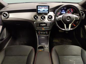 Mercedes-Benz GLA 2.1 GLA220 CDI AMG Line 7G-DCT 4MATIC (170 ps) - CLIMATE CONTROL