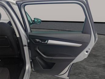 Skoda Karoq 1.5 TSI ACT SE Technology DSG (150 ps) - DAB - USB AUDIO - ISOFI