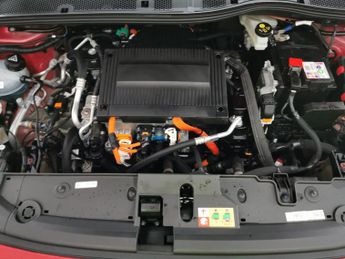 Peugeot E-208 50kWh Allure Premium (7kW Charger) (136 ps) - REVERSE CAM - NAV 