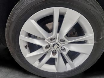 Skoda Karoq 1.5 TSI ACT SE Technology DSG (150 ps) - DAB - USB AUDIO - ISOFI