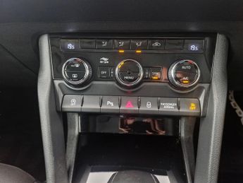 Skoda Karoq 1.5 TSI ACT SE Technology DSG (150 ps) - DAB - USB AUDIO - ISOFI