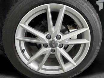 Audi Q2 1.6 TDI 30 S line S Tronic (116 ps) - DRIVING MODES - 18IN ALLOY