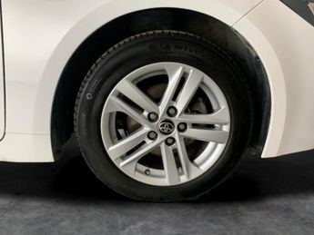 Toyota Corolla 1.8 VVT-h GPF Icon CVT (122 ps) - NAV - LANE DEPARTURE ALERT - B