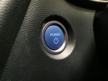 Toyota Corolla 1.8 VVT-h GPF Design CVT (122 ps) - LED - REVERSE CAM - NAV