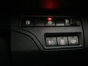 Peugeot 3008 1.6 12.4kWh Allure Plug-in e-EAT (180 ps) - REVERSE CAM - NAV - 