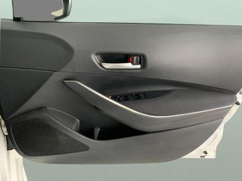 Toyota Corolla 1.8 VVT-h GPF Icon CVT (122 ps) - NAV - LANE DEPARTURE ALERT