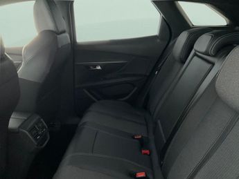 Peugeot 3008 1.6 12.4kWh Allure Plug-in e-EAT (180 ps) - REVERSE CAM - NAV - 
