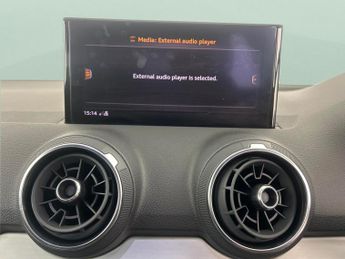 Audi Q2 1.6 TDI 30 S line S Tronic (116 ps) - DRIVING MODES - 18IN ALLOY