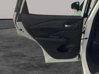 Nissan Qashqai 1.3 DIG-T MHEV N-Connecta XTRON 4WD (158 ps) - 360 CAM - LED - R