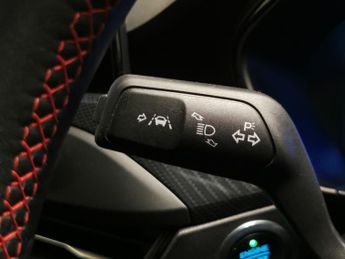 Ford Focus 1.5 EcoBlue ST-Line X (120 ps) - LANE DEPARTURE  - DRIVER ELECTR