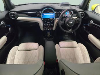 Mini Electric Hatch Cooper SE 32.6kWh Level 3 (184 ps) - REVERSE CAM - HEATED SEATS