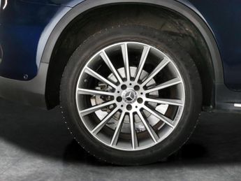 Mercedes-Benz GLC 2.1 GLC250d AMG Line (Premium) G-Tronic 4MATIC (204 ps) - SELF P