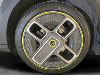 Mini Electric Hatch Cooper SE 32.6kWh Level 3 (184 ps) - 17IN ALLOYS - PAN ROOF - HK