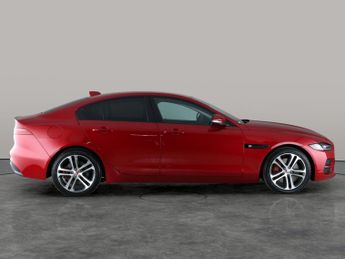 Jaguar XE 2.0 D180 S (180 ps) - ELECTRIC SEATS - BLUETOOTH - SPEED LIMIT R
