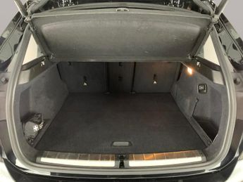 BMW X1 2.0 18d SE sDrive (150 ps) - NAV - BLUETOOTH - CRUISE