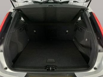 Volvo XC40 1.5 T3 Momentum (163 ps) - AUTO PARK - LED - LANE DEPARTURE