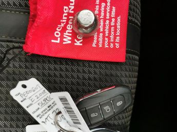 Peugeot E-2008 50kWh GT (7kW Charger) (136 ps) - REVERSE CAM - NAV - HEATED SEA