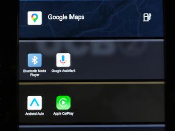 Volvo XC40 Recharge 69kWh Core (231 ps) - LANE DEPARTURE  - 19IN ALLOYS - B