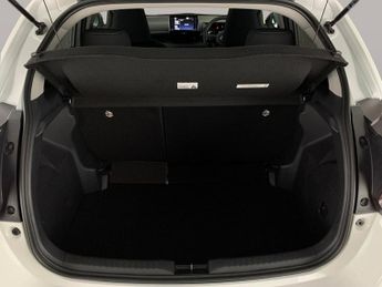 Toyota Yaris 1.5 VVT-h Design E-CVT (116 ps) - BLUETOOTH - DRIVING MODES - DI