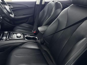 MG Mg5 52.5kWh Exclusive (156 ps) - HEATED LEATHER - DRIVER ELECTRIC SE