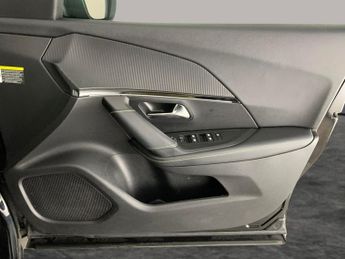 Peugeot E-2008 50kWh GT (7kW Charger) (136 ps) - REVERSE CAM - NAV - HEATED SEA