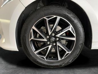 Toyota Yaris 1.5 VVT-h Design E-CVT (116 ps) - BLUETOOTH - DRIVING MODES - DI